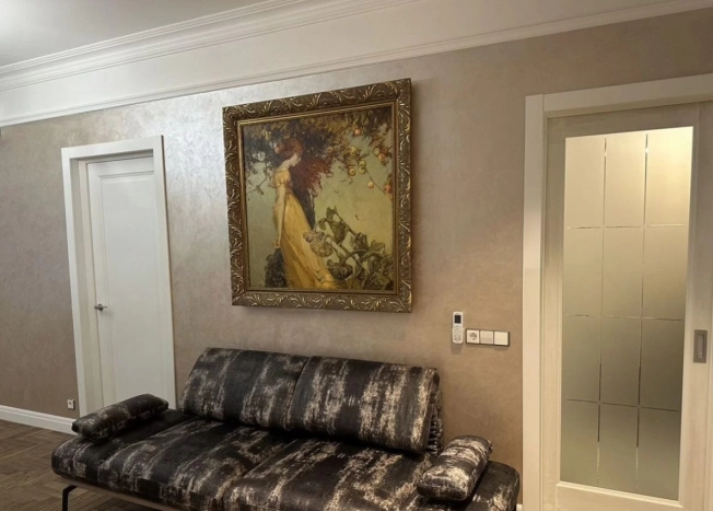 Купить квартиру в Москве. Вариант № 9925968, 3, площадь -  квм, цена 35000000 рублей