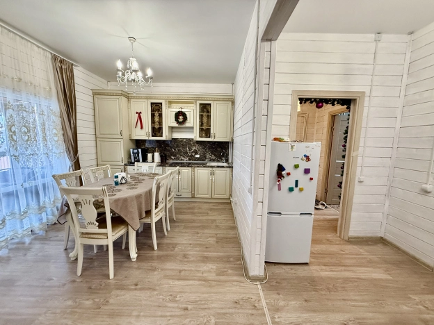 . Вариант № 28564, 13, площадь - 130 квм, цена 12900000 рублей