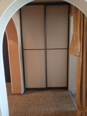 Купить трехкомнатную квартиру на улице Молодёжная в Владимирской области. Вариант № 10172, 14, площадь - квм, цена 2450000 рублей