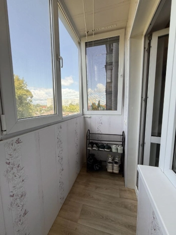 Купить трехкомнатную квартиру в Омске. Вариант № 1998076, 14, площадь -  квм, цена 5580000 рублей