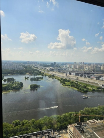 Купить квартиру в Москве. Вариант № 8781755, 30, площадь -  квм, цена 43000000 рублей