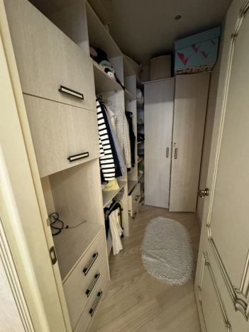 Купить квартиру в Москве. Вариант № 6828928, 16, площадь -  квм, цена 29900000 рублей