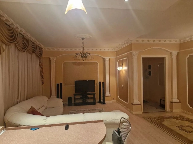 Купить квартиру в Москве. Вариант № 10624024, 3, площадь -  квм, цена 25000000 рублей