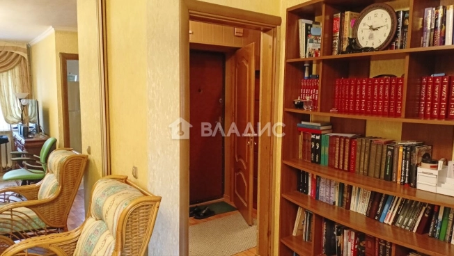 Купить квартиру в Белгороде. Вариант № 9830045, 0, площадь -  квм, цена 6100000 рублей