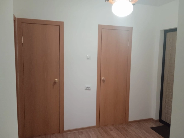 Купить трехкомнатную квартиру на вторичке на улице Александра Чистякова в Новосибирске. Вариант № 2030, 12, площадь -  квм, цена 6200000 рублей