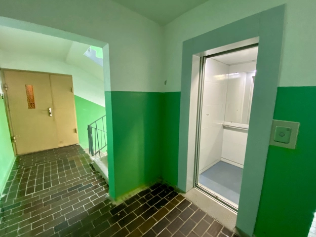 Купить двухкомнатную квартиру на улице Гурьянова в Калуге. Вариант № 6765983, 10, площадь -  квм, цена 4300000 рублей