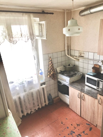 Купить квартиру на вторичке у метро Проспект Ветеранов в Санкт-Петербурге. Вариант № 59735, 10, площадь -  квм, цена 5290000 рублей