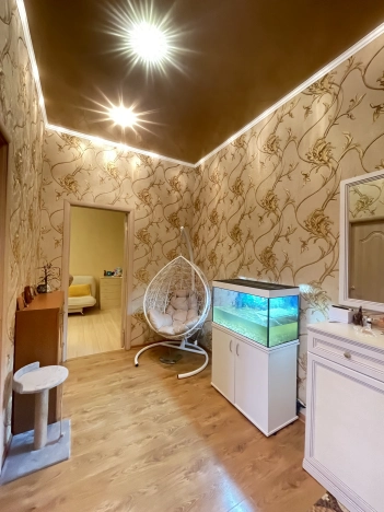 Купить двухкомнатную квартиру в Октябрьском. Вариант № 7078, 10, площадь -  квм, цена 4300000 рублей