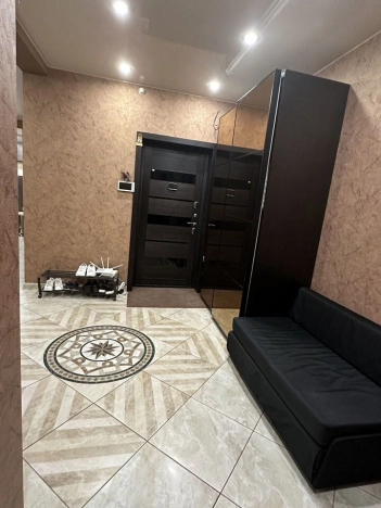 Купить трехкомнатную квартиру в Новосибирской области. Вариант № 7996902, 12, площадь -  квм, цена 20900000 рублей