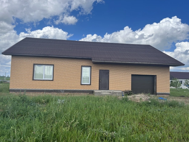 Купить дом в Белгороде. Вариант № 9936, 0, площадь -  квм, цена 4000000 рублей