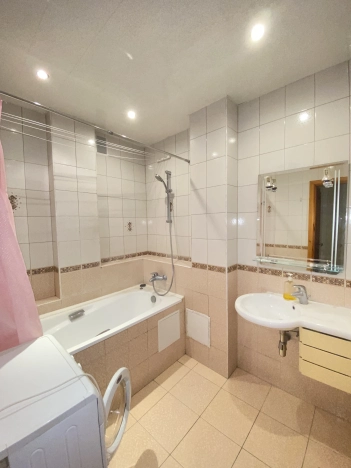 Снять двухкомнатную квартиру в районе Октябрьский в Владимире. Вариант № 7507306, 14, площадь -  квм, цена 36000 рублей