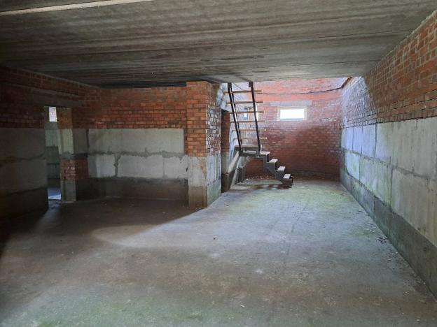 Купить дом в Новосибирске. Вариант № 2722860, 9, площадь -  квм, цена 11680000 рублей