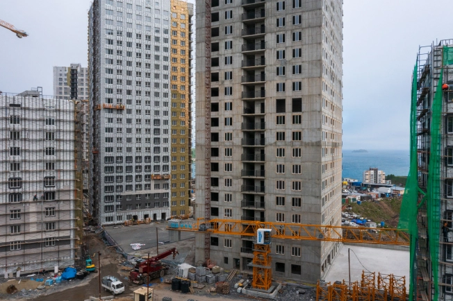 Купить двухкомнатную квартиру в новостройках в Приморском крае. Вариант № 4137362, 3, площадь -  квм, цена 13954550 рублей