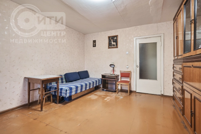 Купить трехкомнатную квартиру в Воронеже. Вариант № 2006641, 6, площадь -  квм, цена 4700000 рублей