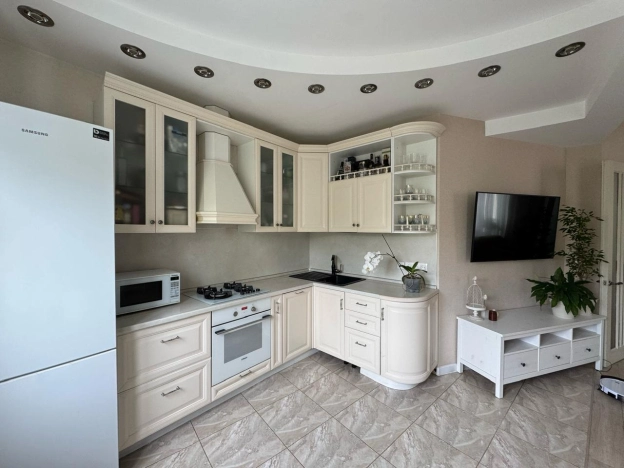 Купить трехкомнатную квартиру в Микрорайоне 29-й, Ангарск в Ангарске. Вариант № 1247243, 14, площадь -  квм, цена 7900000 рублей