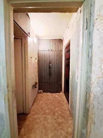 Купить квартиру в Омске. Вариант № 10333866, 6, площадь -  квм, цена 2790000 рублей