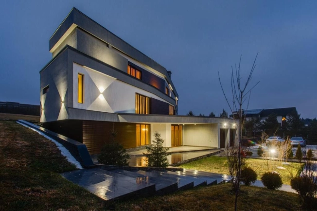 Снять дом в Москве. Вариант № 9717872, 12, площадь - квм, цена 900000 рублей