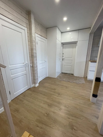 Купить дом в Новосибирске. Вариант № 2589126, 7, площадь -  квм, цена 11000000 рублей