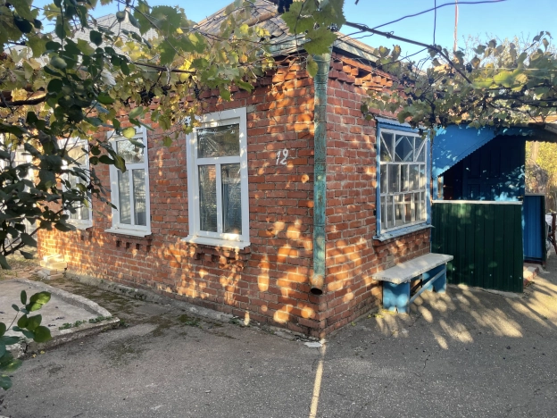 Купить дом в Республике Адыгея. Вариант № 769175, 0, площадь -  квм, цена 4150000 рублей