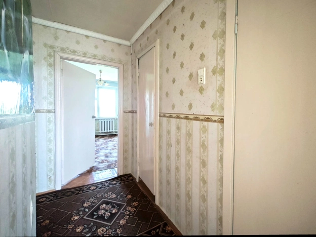 Купить двухкомнатную квартиру в Приморском крае. Вариант № 9068, 3, площадь -  квм, цена 1550000 рублей