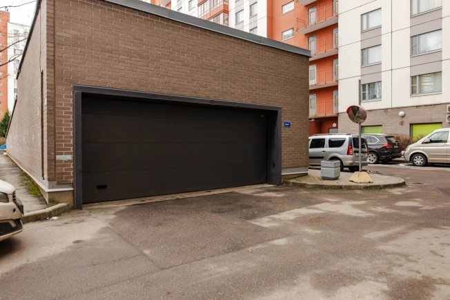 Купить трехкомнатную квартиру в Санкт-Петербурге. Вариант № 9367955, 37, площадь -  квм, цена 23000000 рублей