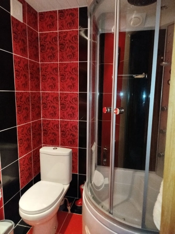 Купить дом в Омске. Вариант № 31445, 17, площадь -  квм, цена 9450000 рублей