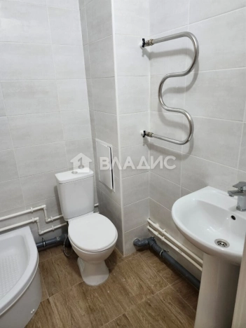 Купить Студию на вторичке в районе Калининский в Новосибирской области. Вариант № 3212998, 3, площадь -  квм, цена 3500000 рублей