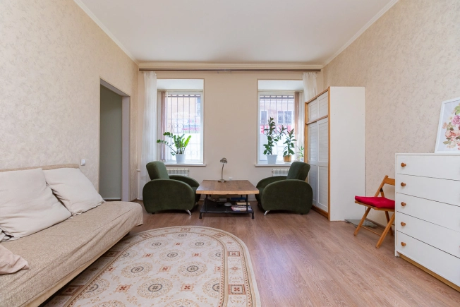 Купить двухкомнатную квартиру на улице Таубе в Омске. Вариант № 55179, 0, площадь -  квм, цена 8900000 рублей