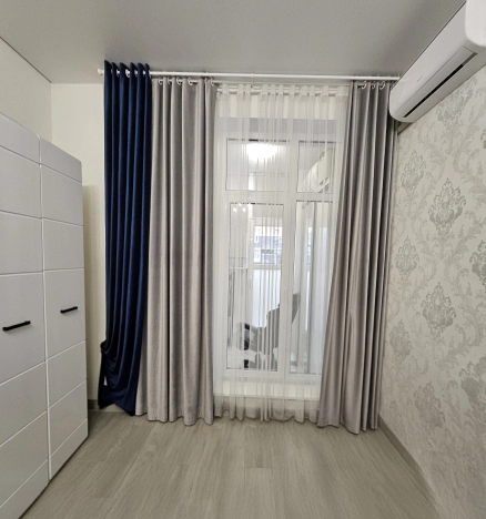 Купить однокомнатную квартиру в районе Октябрьский в Ростове-на-Дону. Вариант № 9130841, 3, площадь -  квм, цена 10600000 рублей