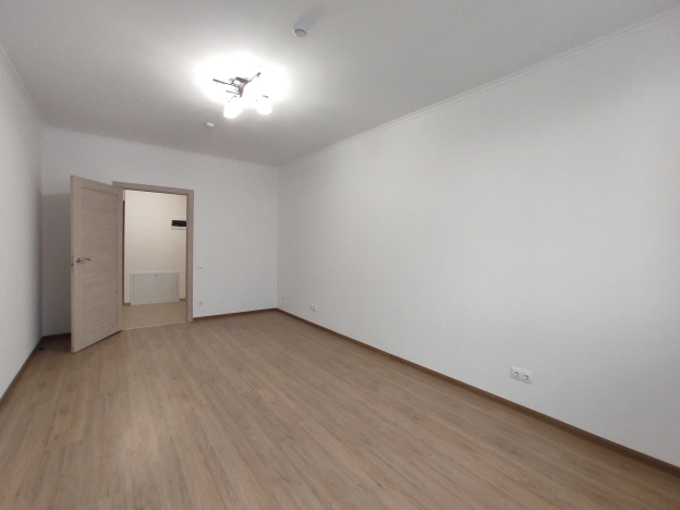 Купить квартиру в Москве. Вариант № 10239972, 6, площадь - квм, цена 23846400 рублей