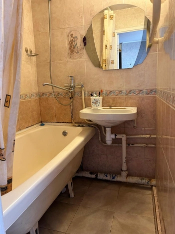 Купить квартиру в Москве. Вариант № 8856741, 14, площадь -  квм, цена 15300000 рублей