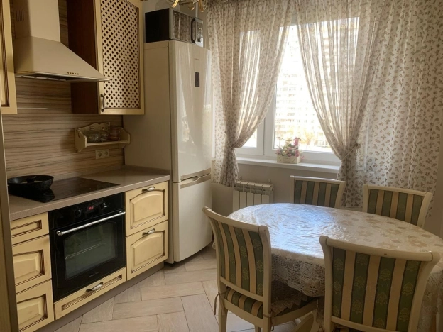 Купить квартиру в Москве. Вариант № 9323090, 20, площадь -  квм, цена 19650000 рублей