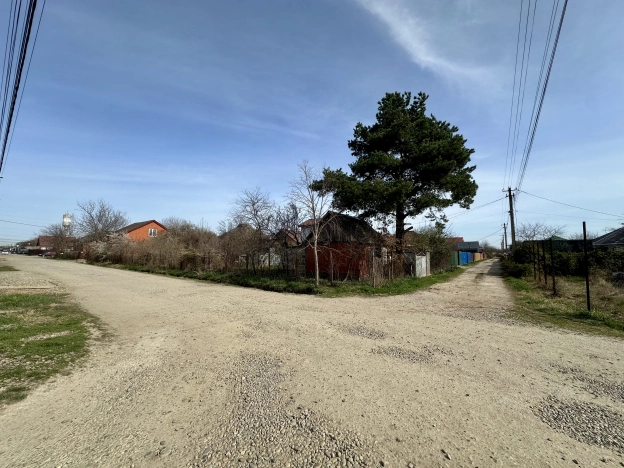 Купить земельный участок в Краснодаре. Вариант № 31331, 11, площадь - квм, цена 3900000.0000 рублей