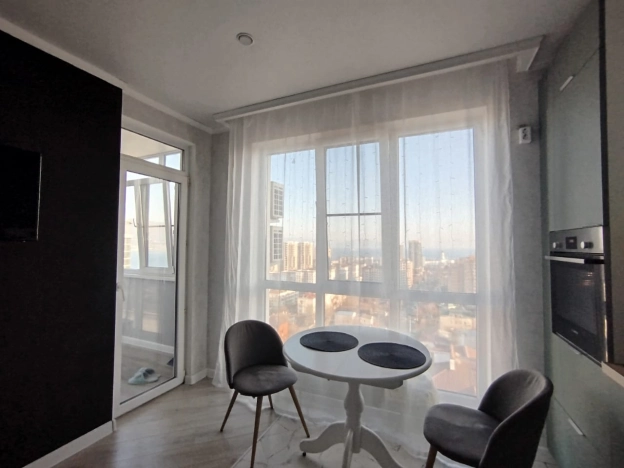 Купить двухкомнатную квартиру в Новороссийске. Вариант № 25633, 2, площадь -  квм, цена 14200000 рублей