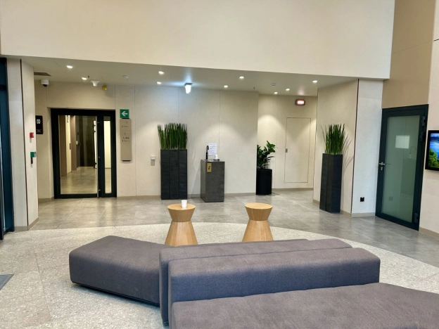 Купить квартиру в Москве. Вариант № 10372469, 11, площадь -  квм, цена 24500000 рублей