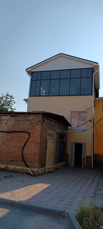 Снять коммерческую недвижимость в Тобольске. Вариант № 628, 15, площадь -  квм, цена 200000 рублей