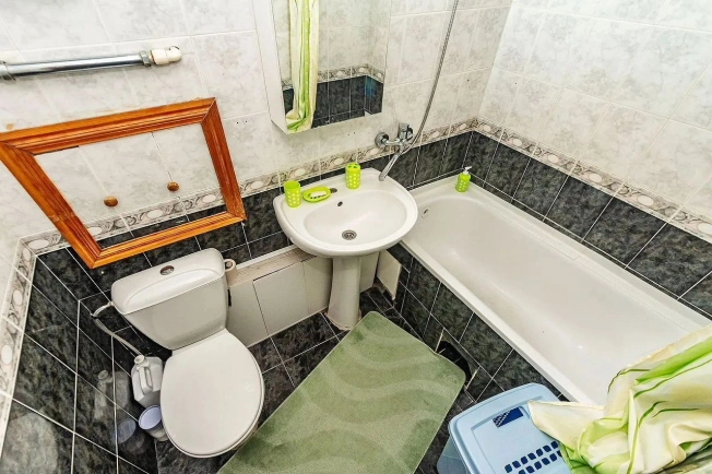 Купить двухкомнатную квартиру в Ростовской области. Вариант № 9707646, 12, площадь -  квм, цена 4600000 рублей