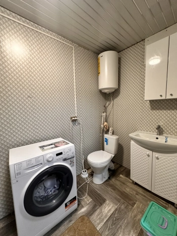 Купить дом в Микрорайоне Южный, Улан-Удэ в Улан-Удэ. Вариант № 2119816, 9, площадь -  квм, цена 3700000 рублей