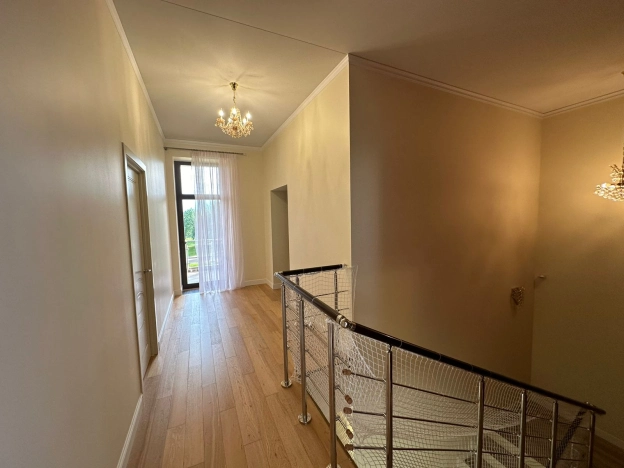 Купить таунхаус в Москве. Вариант № 9293, 28, площадь -  квм, цена 41500000 рублей