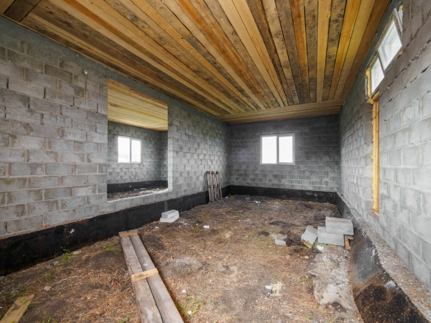 Купить дом в Микрорайоне Порт-Артур в Омске. Вариант № 4804894, 6, площадь -  квм, цена 3500000 рублей