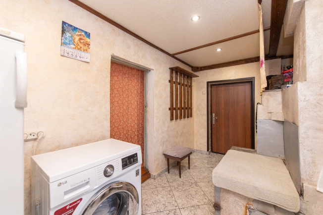 Купить дом на улице Матросова в Республике Башкортостан. Вариант № 7830452, 12, площадь -  квм, цена 2300000 рублей