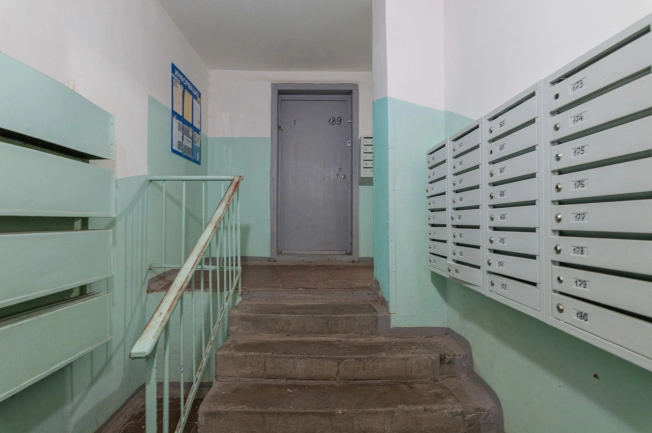 Купить трехкомнатную квартиру в Вологодской области. Вариант № 6904859, 19, площадь -  квм, цена 6150000 рублей