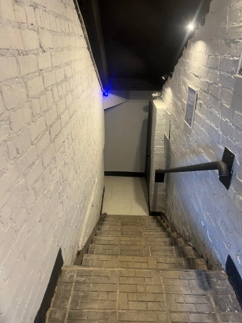 Купить коммерческую недвижимость свободного назначения в Сыктывкаре. Вариант № 1055854, 6, площадь -  квм, цена 1100000 рублей