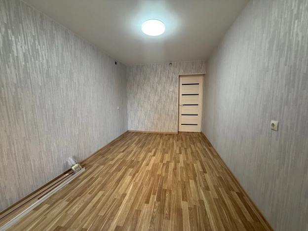 Купить четырехкомнатную квартиру в Вологде. Вариант № 53776, 10, площадь -  квм, цена 6950000 рублей