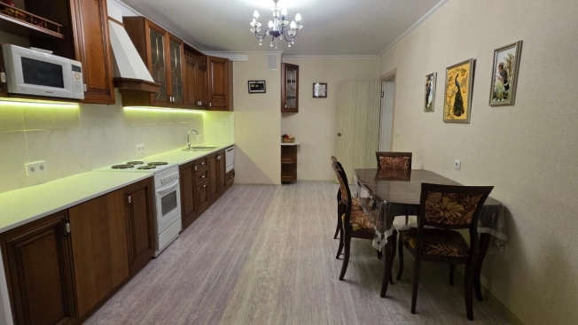 Купить квартиру на улице Душистая в Краснодаре. Вариант № 2003625, 6, площадь -  квм, цена 8990000 рублей