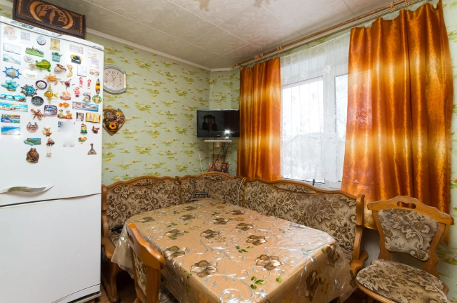 Купить дом в Микрорайоне Восточный, Тобольск в Тобольске. Вариант № 19660, 2, площадь -  квм, цена 9000000 рублей