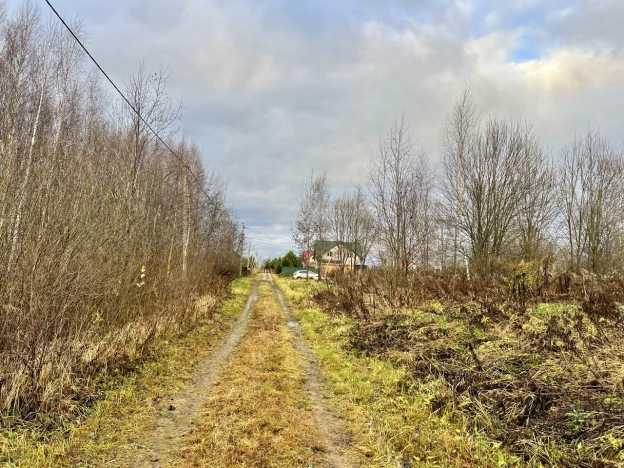 Купить земельный участок в Москве. Вариант № 9236232, 4, площадь -  квм, цена 300000 рублей