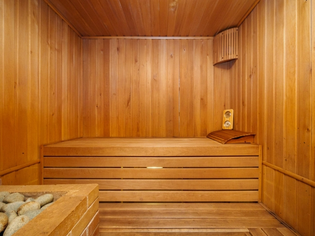 Купить дом в Микрорайоне Порт-Артур в Омске. Вариант № 2580432, 13, площадь -  квм, цена 20000000 рублей