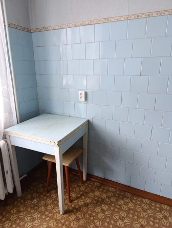 Купить однокомнатную квартиру в Новосибирске. Вариант № 9303586, 9, площадь -  квм, цена 2950000 рублей