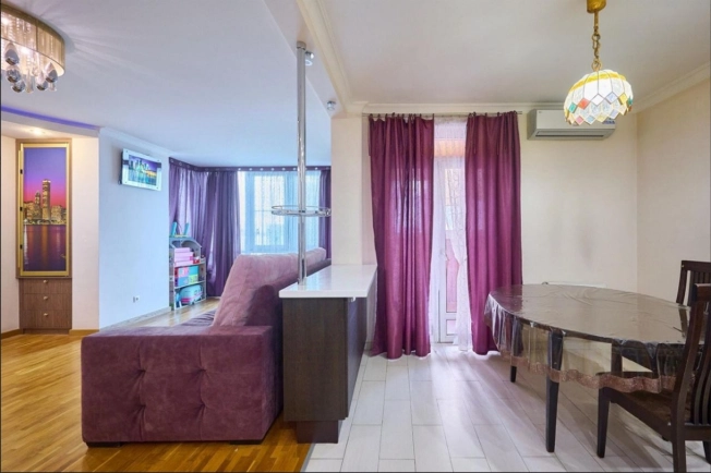 Купить квартиру на улице Дальняя в Краснодаре. Вариант № 26113, 9, площадь -  квм, цена 18500000 рублей